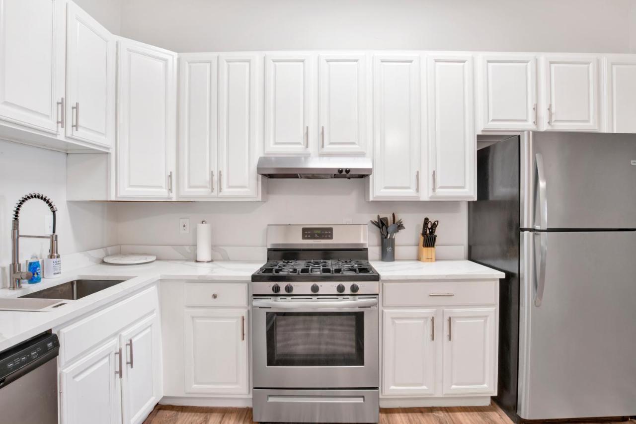 Stars On State In The Heart Of Downtown Historic District Apartment Мобил Екстериор снимка