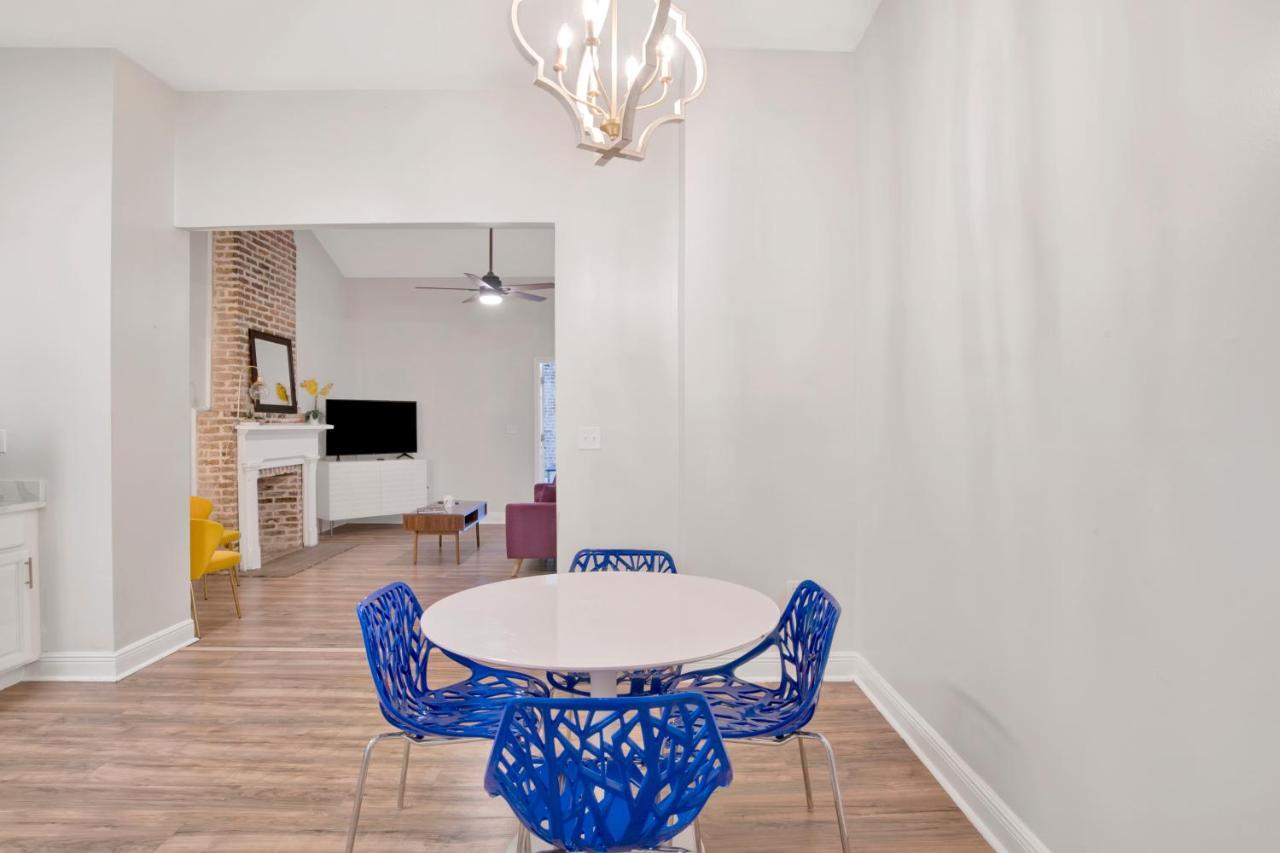 Stars On State In The Heart Of Downtown Historic District Apartment Мобил Екстериор снимка
